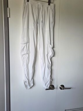 Lululemon Dance Studio Relaxed-Fit Mid-Rise Cargo Pant
